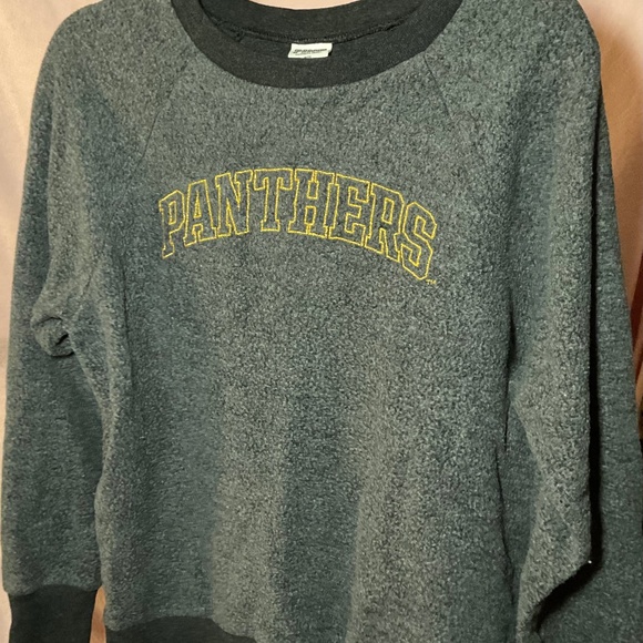 Victoria’s Secret PINK crewneck - Picture 3 of 3